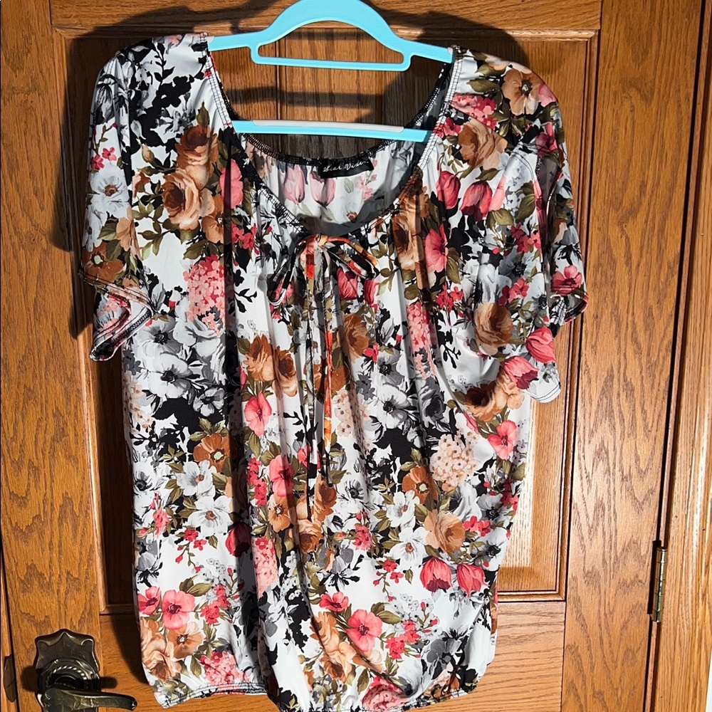 Floral Women's Top